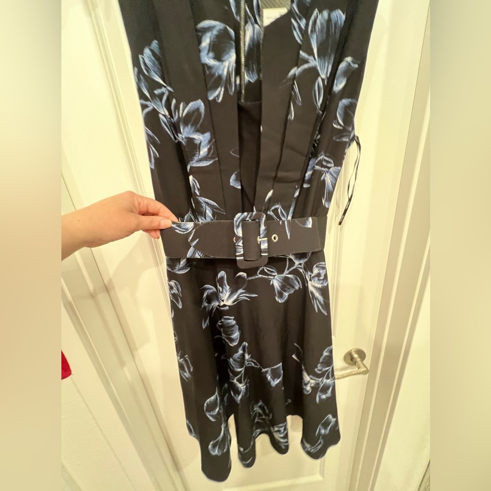NWT, belt still factory tacked dress! - Picture 6 of 8